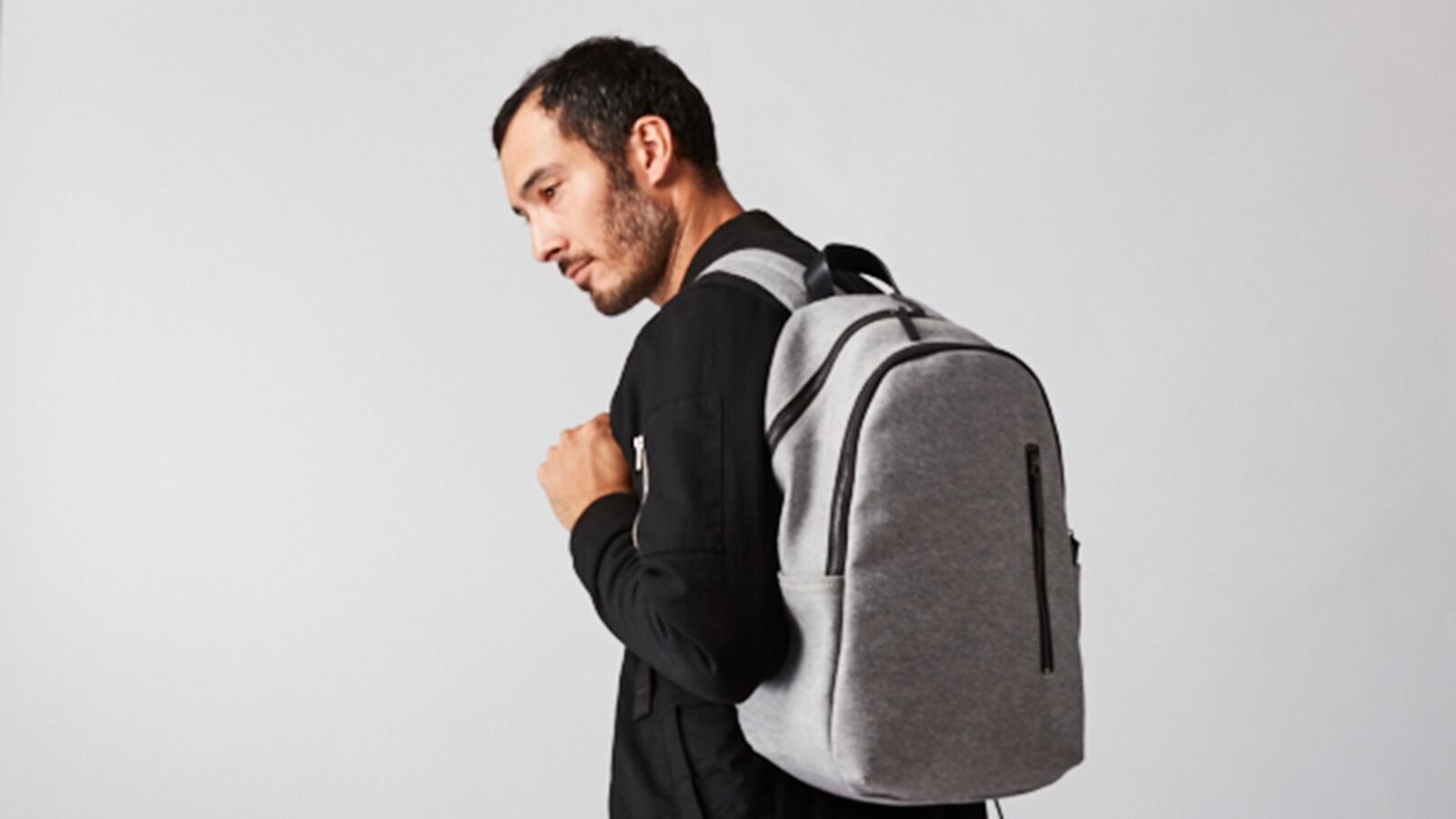 articles/2016/09/21/dressing-up-means-a-nice-gym-bag-too/160920-brown-gym-bags-tease_rh4w0c