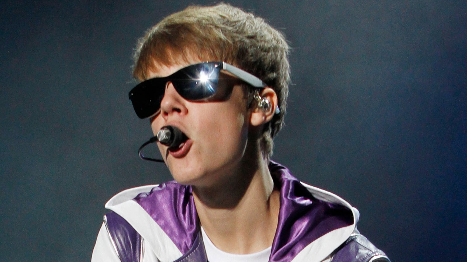 cheats/2012/04/22/bieber-taunts-would-be-baby-mama/justin-bieber-most-searched-cheat_yse12g