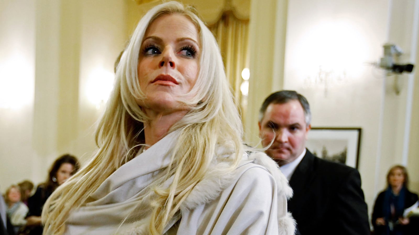 articles/2012/01/04/michaele-and-tareq-salahi-s-hellish-divorce/salahis-divorce-breakup-dimond_s1hddg