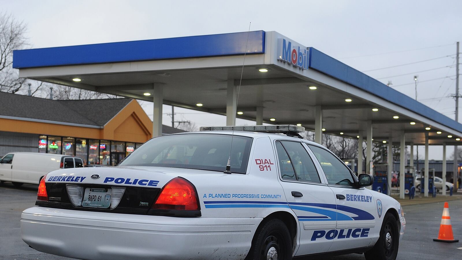 cheats/2015/06/02/data-shows-racial-disparity-in-mo-stops/150602-mo-police-cheat_f8rfcg