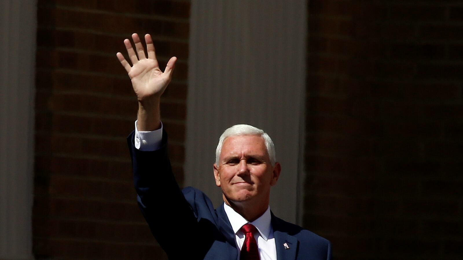 cheats/2016/08/04/pence-declines-to-endorse-mccain-ayotte/160804-pence-mccain-ayotte-cheat_mwm7ll