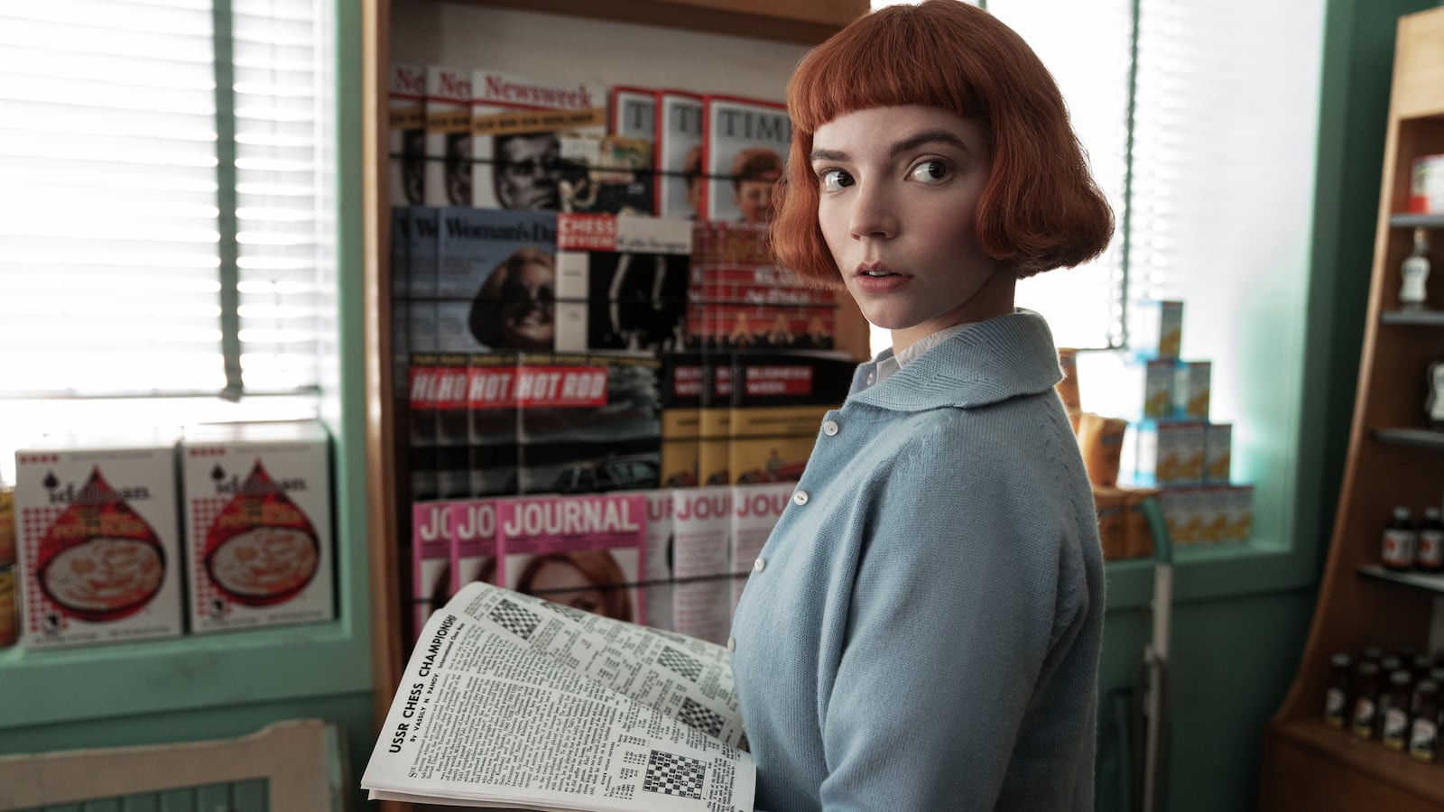 201022-Malcolm-TheQueen_sGambit-orphan-drama-tease_gqr7qr