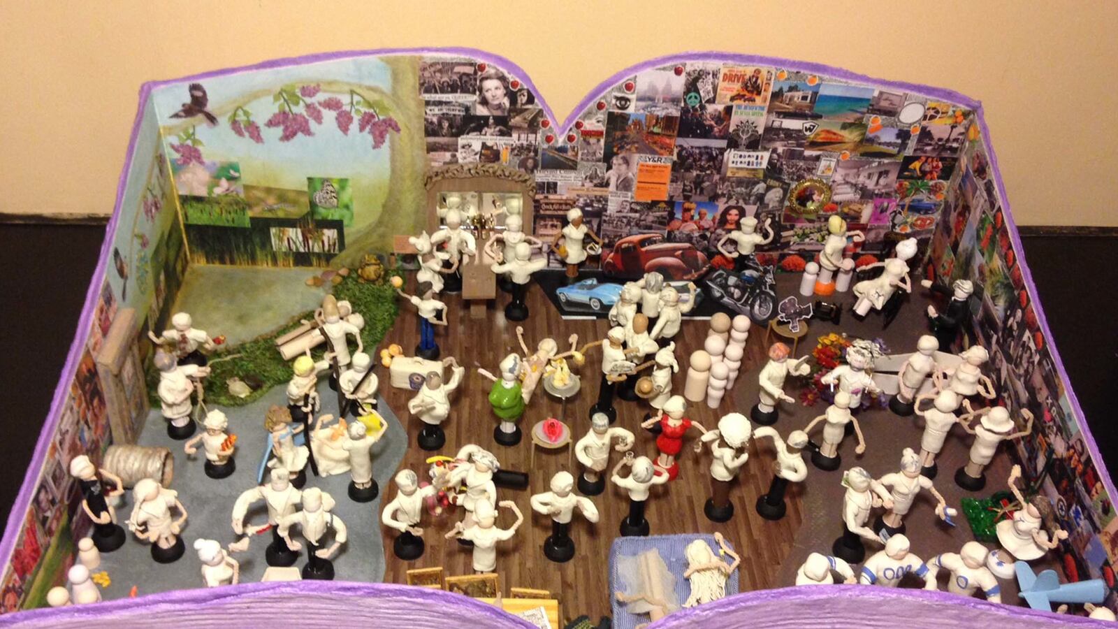 articles/2014/08/01/the-power-of-queer-books/140801-queer-books-tease_pwqwkq