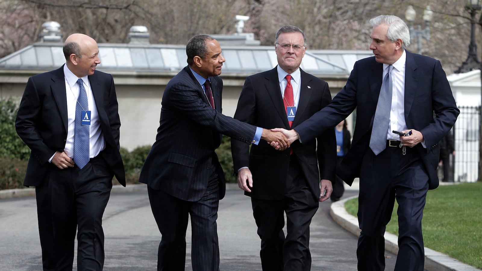 articles/2012/02/09/are-the-top-5-liberal/upper-class-bankers_a54hes