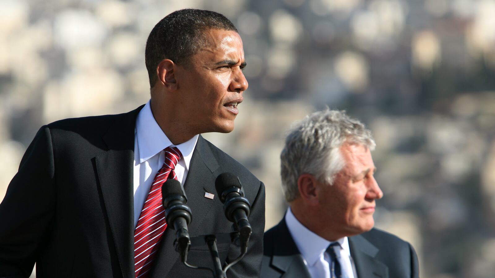articles/2012/12/20/hey-obama-defend-chuck-hagel/obama-hagel-squinting-openz_tj7rjo
