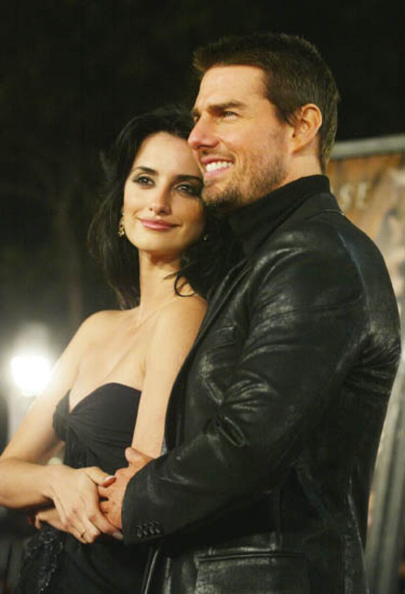 galleries/2012/06/29/katie-holmes-nicole-kidman-more-of-tom-cruise-s-past-loves-photos/tom-cruise-women-cruz_hmmoyt