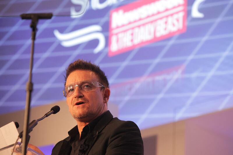 galleries/2012/11/15/william-mcraven-bono-more-from-the-hero-summit-photos/hero-summit-dinner-15_dgccoa