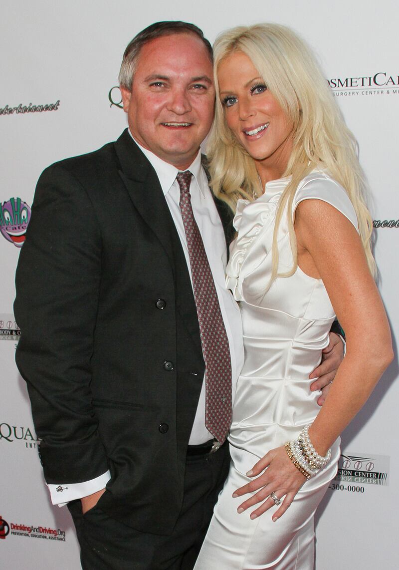 galleries/2013/07/30/teresa-guidice-taylor-armstrong-more-housewives-with-legal-woes-photos/housewives5_d0krkt