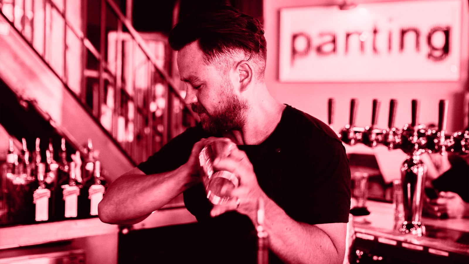 170908-rothbaum-bartender-tease_ufduwc
