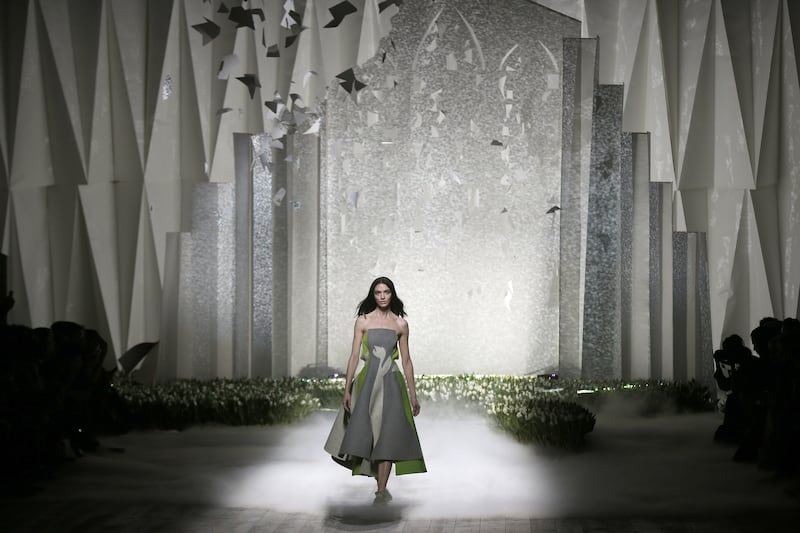 galleries/2014/02/26/best-of-paris-fashion-week-fall-winter-2014-photos/gal-paris-fashion-week-4_ac8hx1