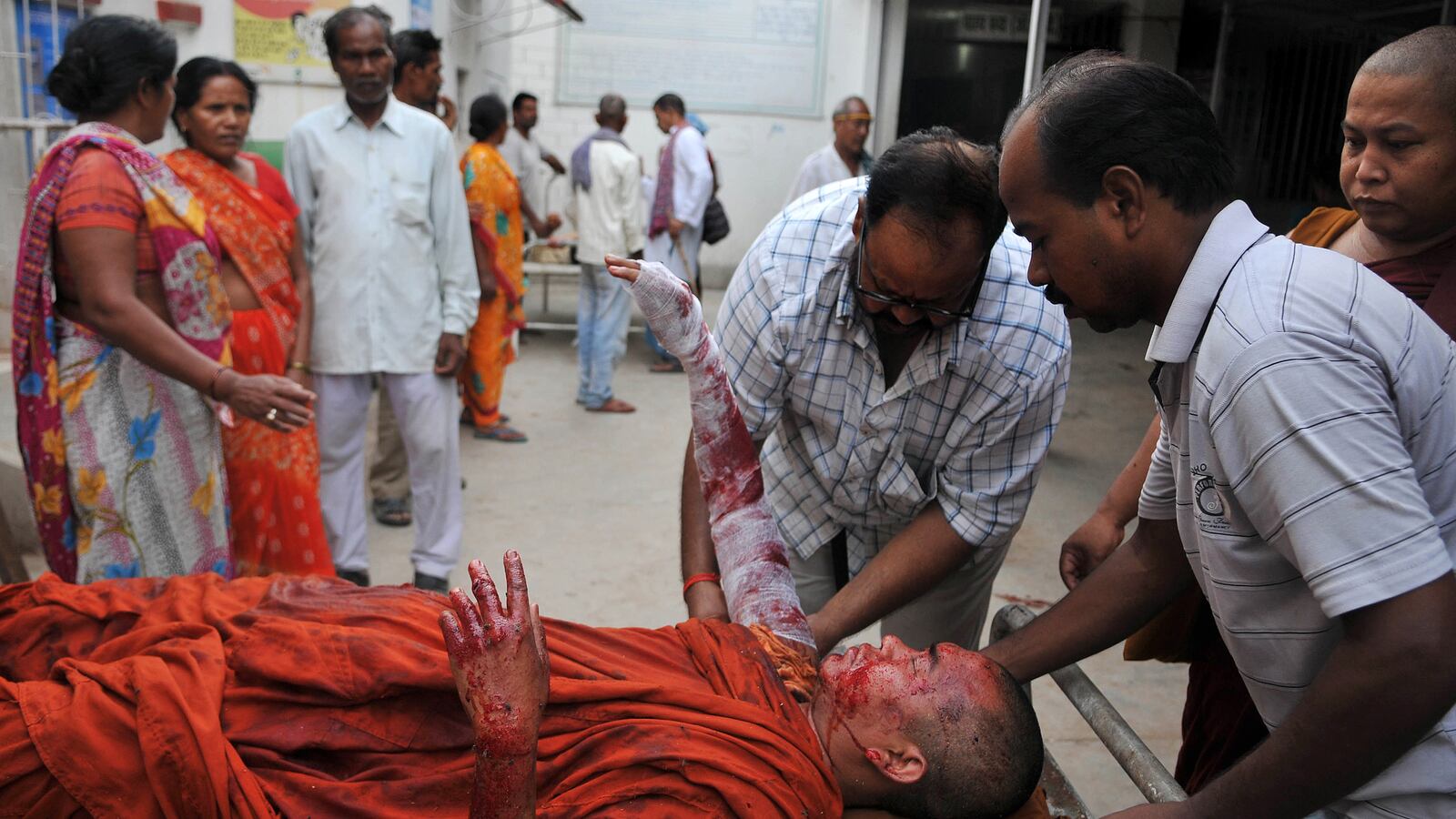 cheats/2013/07/07/eight-bombs-explode-at-buddhist-temple/130707-indian-bomb-cheat_xgalht