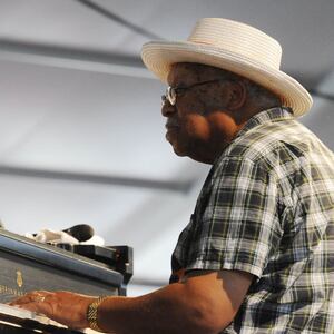 200430-Blumenfeld-ellis-tease_l78jil