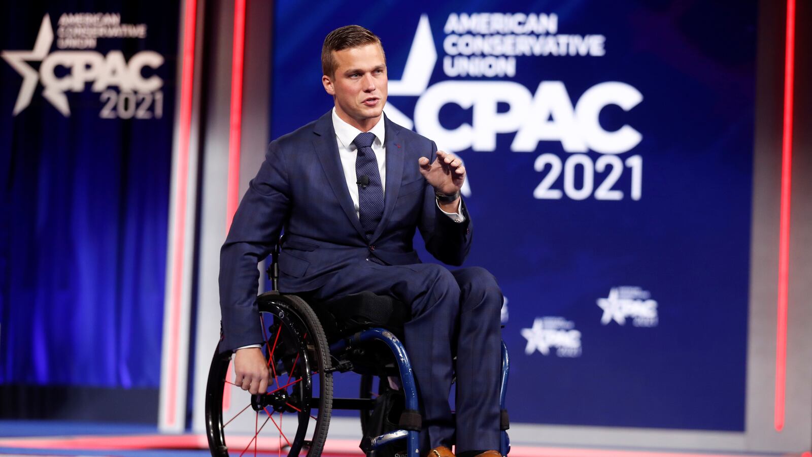 2021-02-26T184927Z_964278106_RC2I0M9105DL_RTRMADP_3_USA-POLITICS-CONSERVATIVES_tgj2eh