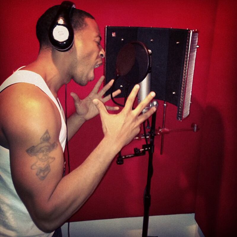 galleries/2013/08/18/lady-gaga-olivia-wilde-more-celebrity-twitter-pictures-photos/130815-celeb-instagram-02_askx9c