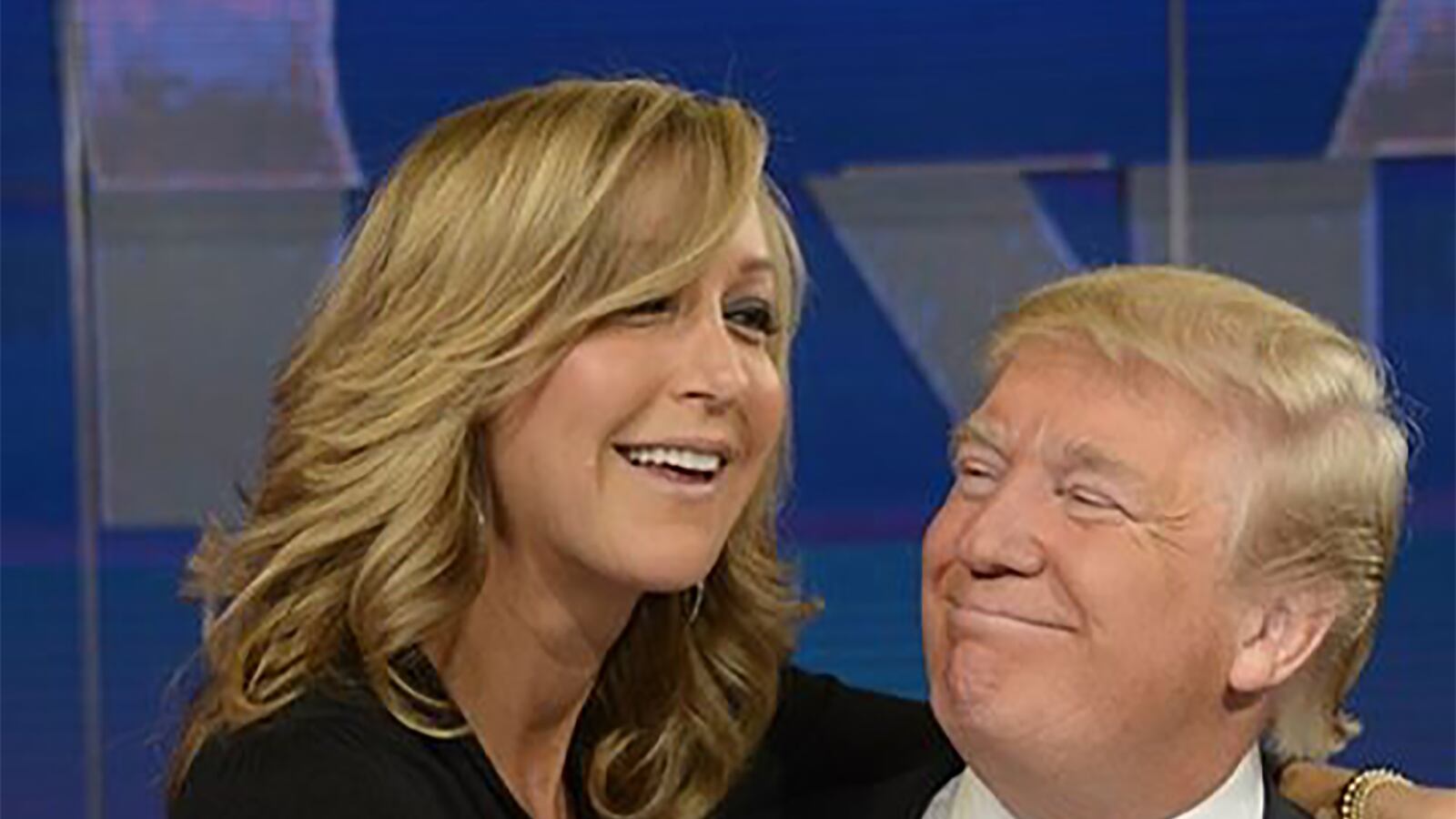 articles/2015/11/03/was-gma-host-lara-spencer-sitting-on-donald-trump-s-lap/151103-grove-gma-trump-tease_wlx0st