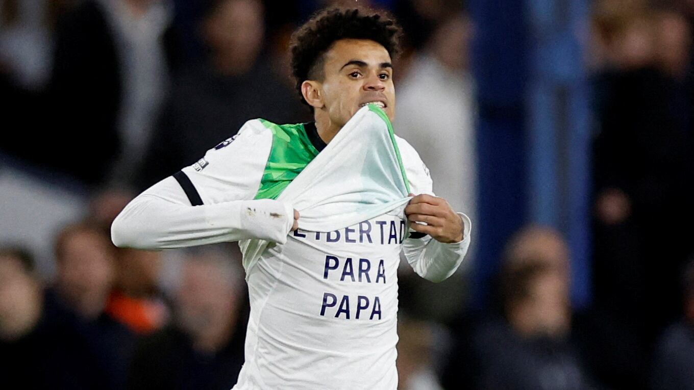 Liverpool's Luis Diaz celebrates scoring their first goal Action Images via Reuters/Peter Cziborra NO USE WITH UNAUTHORIZED AUDIO