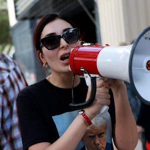 Laura Loomer has used a spicy insult against Tucker Carlson.