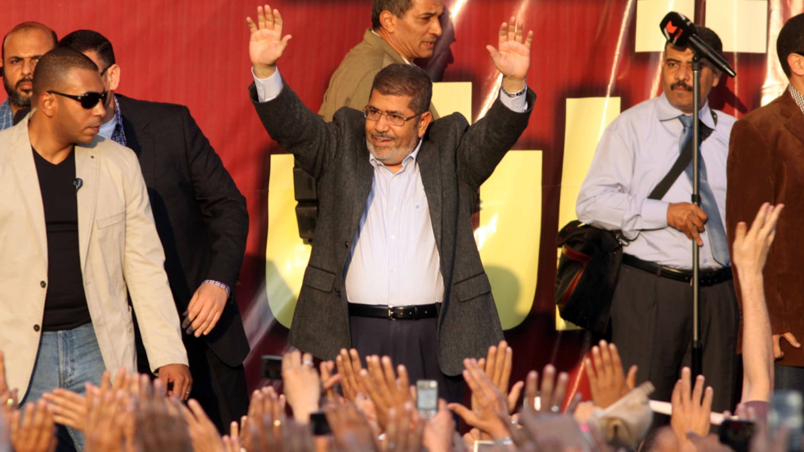 articles/2012/12/02/mohammed-morsi-s-power-grab-violates-sharia-law/rauf-morsi-law-tease-embed_hz0xyj