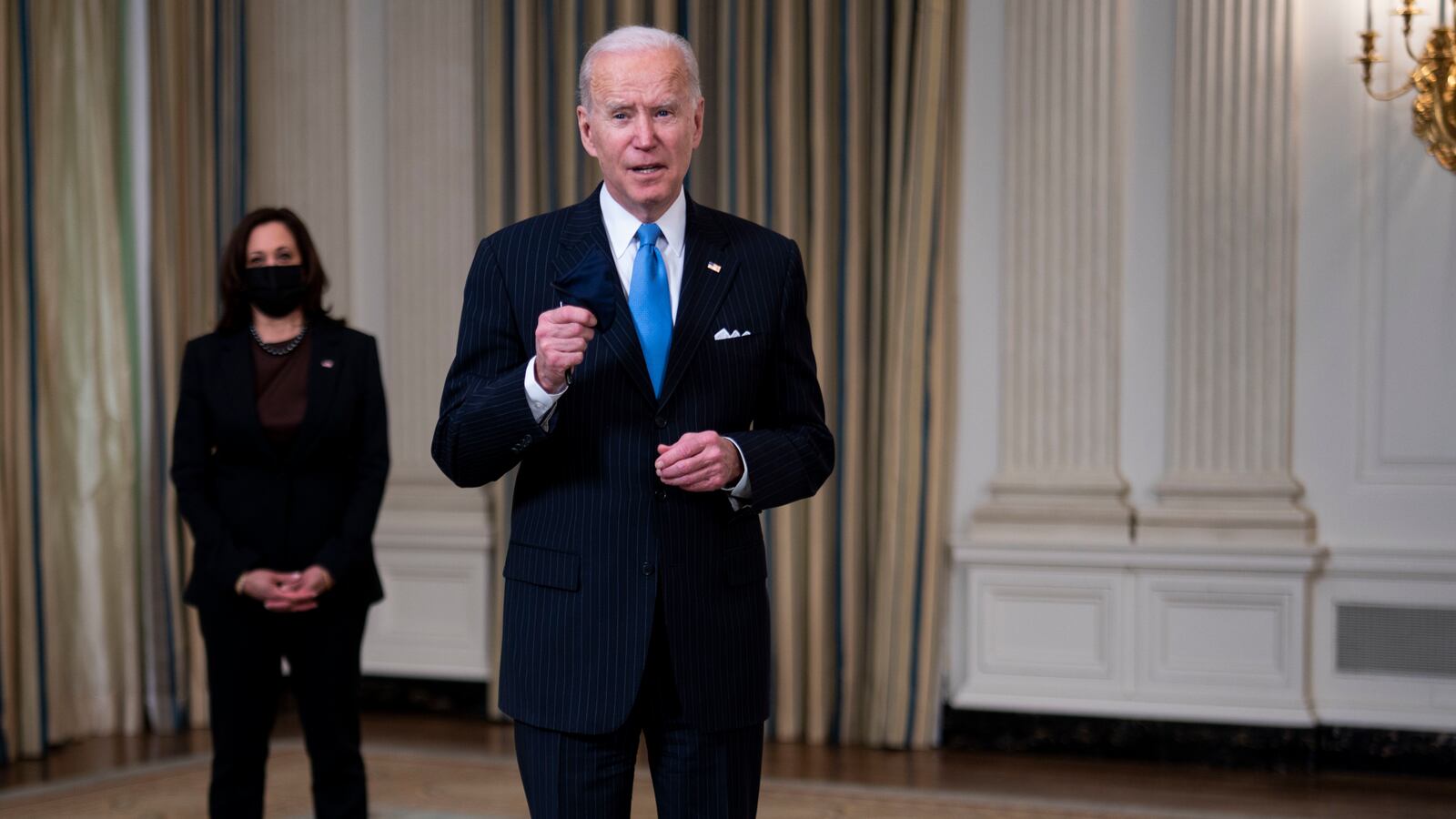 030221-biden-cheat_wsen7q