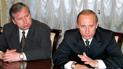 Vladimir_Putin_with_Viktor_Cherkesov-1_ijhr9m