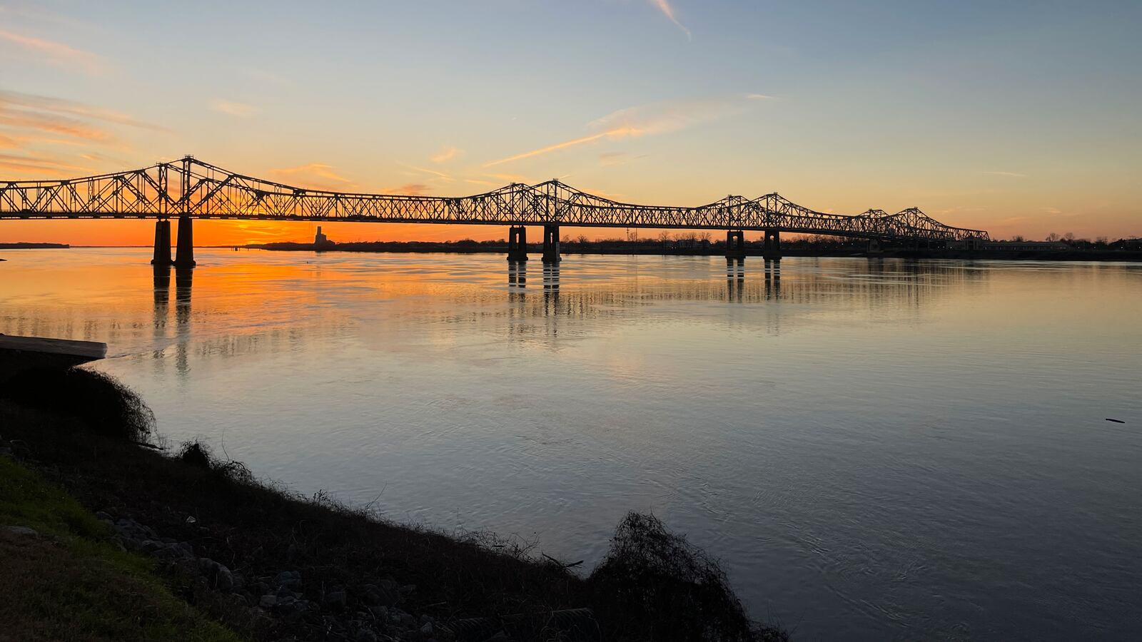 230413-natchez-hero_vuaan8