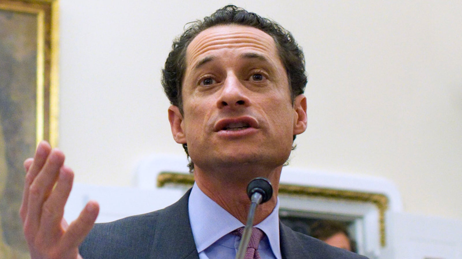 articles/2011/06/16/weiner-s-dangerous-resignation/anthony-weiner-resignation-alterman_bnuqo4