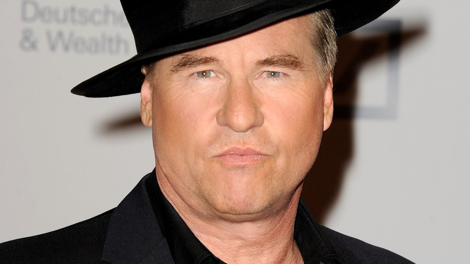 SANTA MONICA, CA - SEPTEMBER 25: Actor Val Kilmer arrives at the 23rd Annual Simply Shakespeare Benefit reading of "The Two Gentleman of Verona" at The Broad Stage on September 25, 2013 in Santa Monica, California.