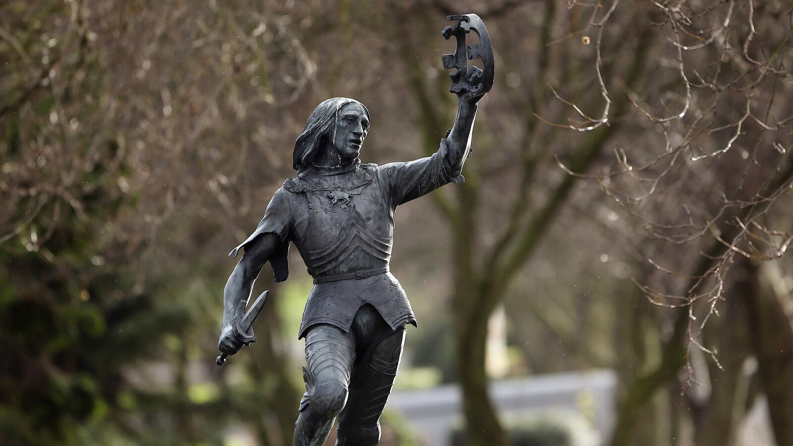 articles/2013/02/06/the-mighty-and-overlooked-reign-of-the-plantagenets/130205-plantagenets-roberts-tease_svabgb