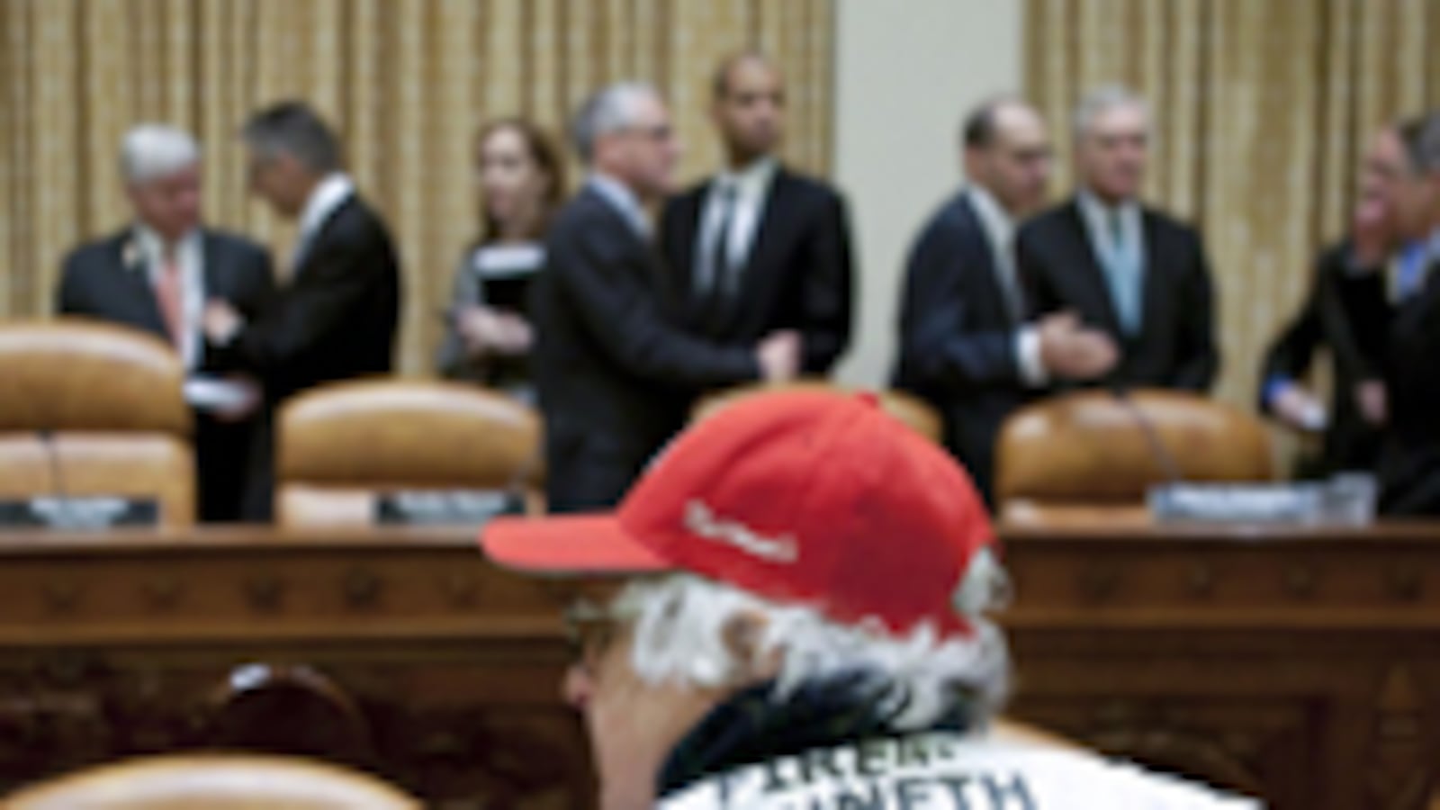 articles/2010/02/08/the-tea-partiers-phony-populism/beinart-tea-party_80386_t8cs1n