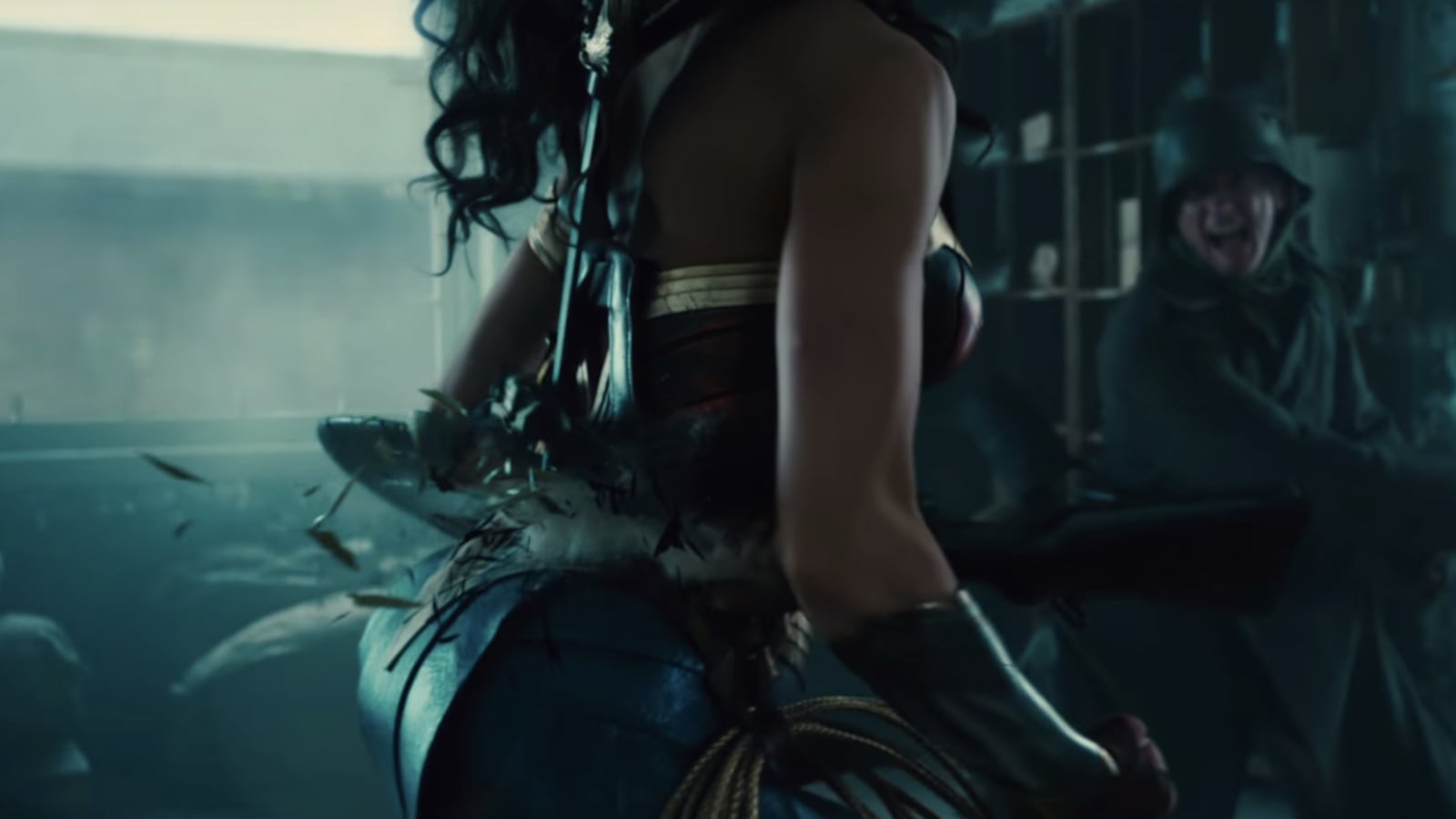 articles/2016/07/23/watch-kickass-wonder-woman-trailer-premieres-at-comic-con/160723-stern-wonder-woman-tease_luouhe