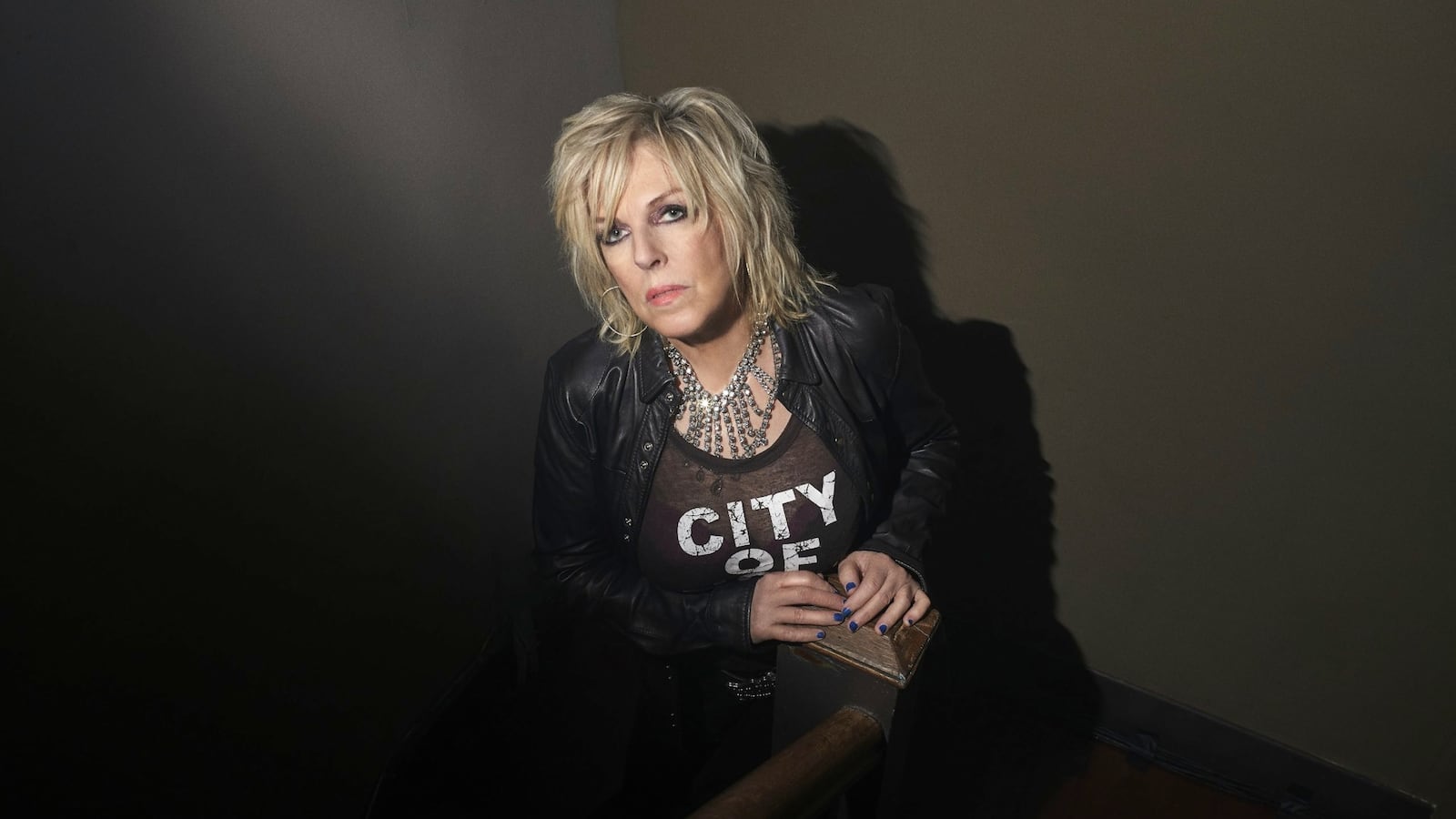 Lucinda_Williams_byDanny_Clinch_1_6942_flat-copy-scaled_j3yyfq