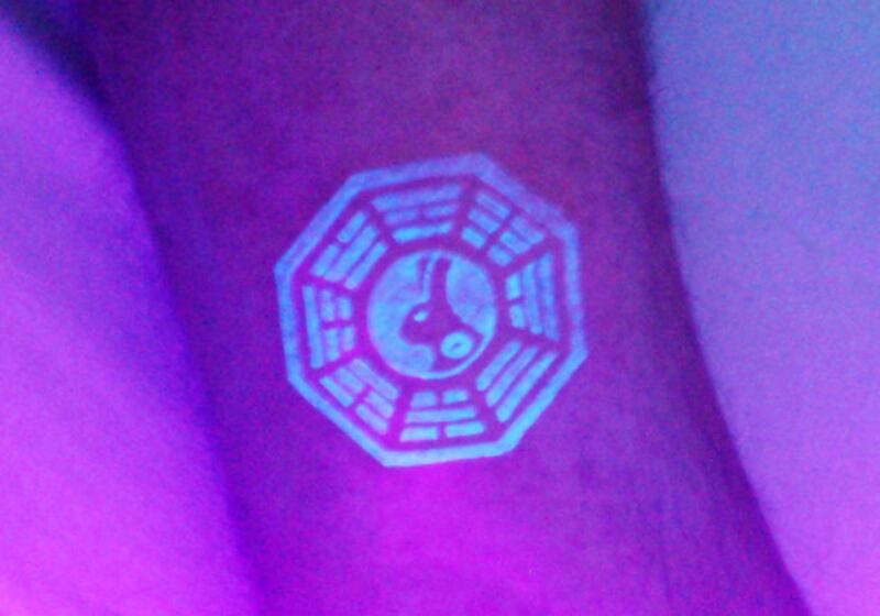 galleries/2010/05/21/lost-tributes/etkin-lost-tributes---invisible-tat_nw1i8l