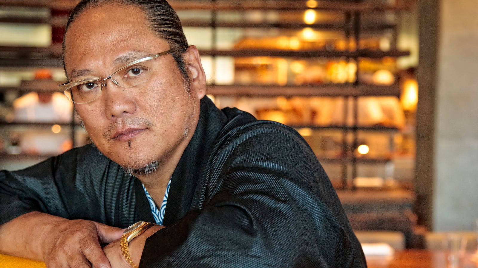 articles/2016/10/25/drinking-rules-iron-chef-s-masaharu-morimoto/161024-Iron-Chefs-Morimoto-TEASE_qgului