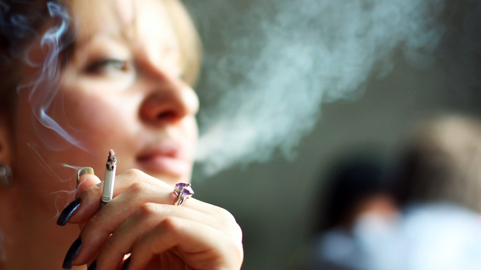 articles/2014/10/21/the-university-of-new-orleans-cigarette-ban-is-total-bs/141020-valdary-new-orleans-smoking-tease_rxbu0c