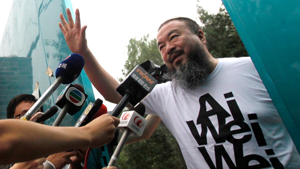 cheats/2011/08/29/ai-weiwei-speaks-of-his-imprisonment/ai-weiwei-taxes-cs_lvjver