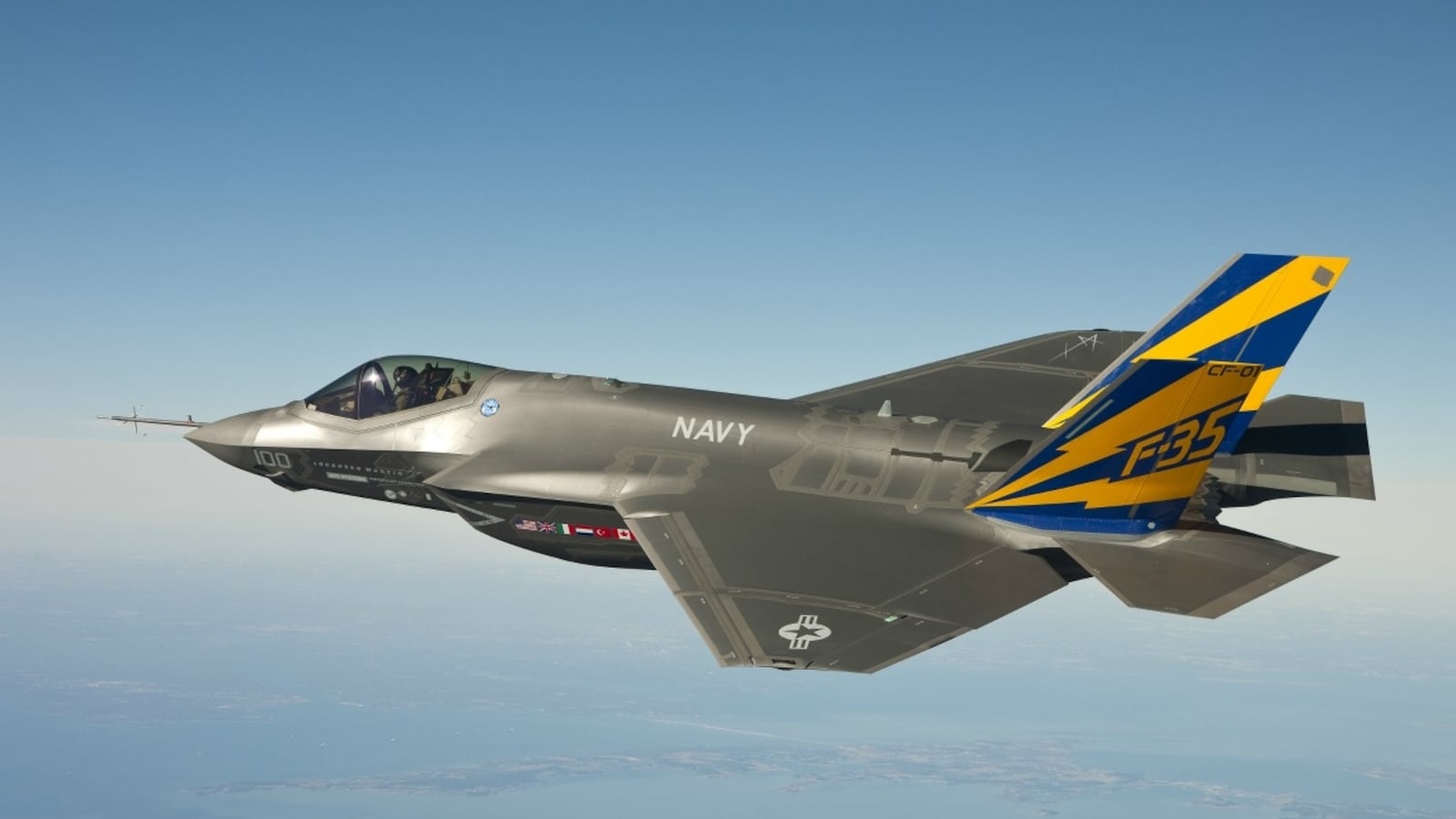 cheats/2013/02/22/pentagon-grounds-fleet-of-stealth-fighters/f35-grounded-cheat_beyv2p