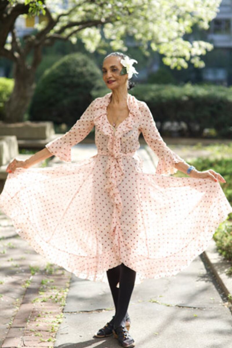 galleries/2012/07/19/jacquie-tajah-murdock-82-year-old-woman-star-of-lanvin-campaign-photos/lanvin-murdock-4_phqjsw