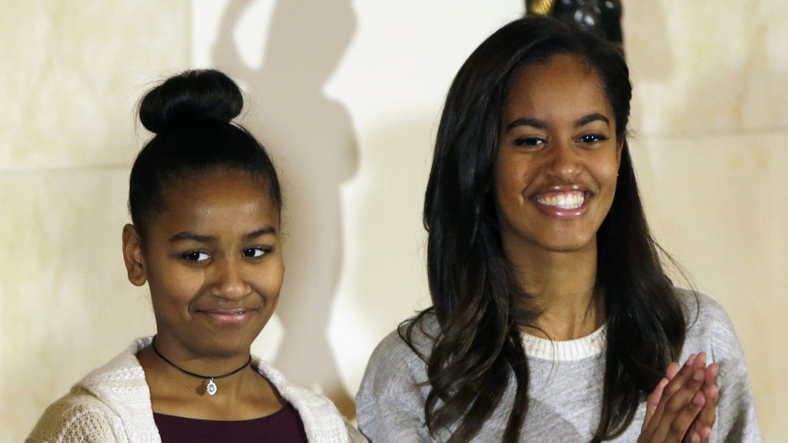 articles/2014/11/29/gop-flack-throws-shade-at-first-teens/141129-nuzzi-first-kids-tease_kyci17