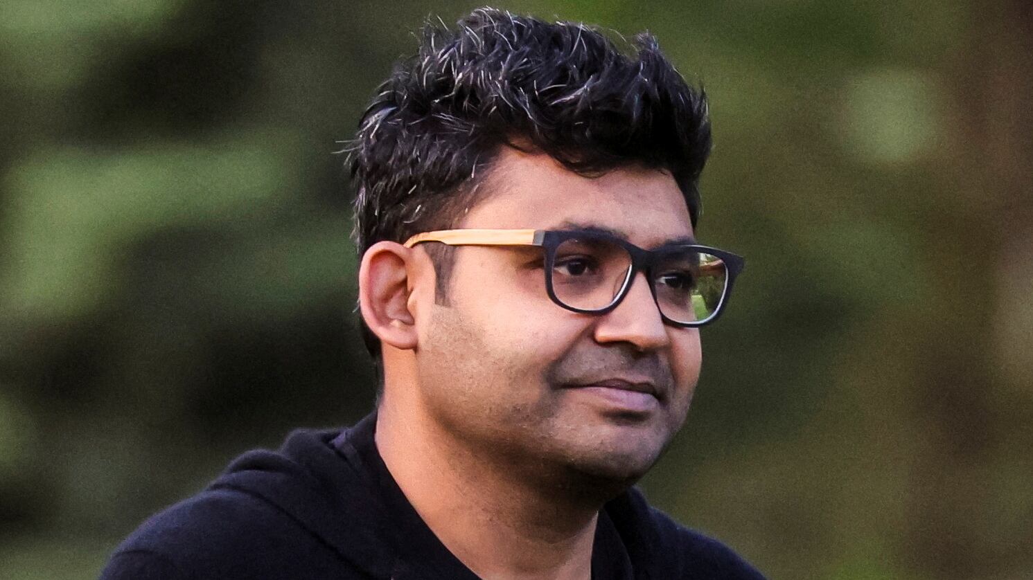 2022-10-28T032256Z_873413700_RC2E6V956C8X_RTRMADP_3_TWITTER-M-A-MUSK_bzdttp