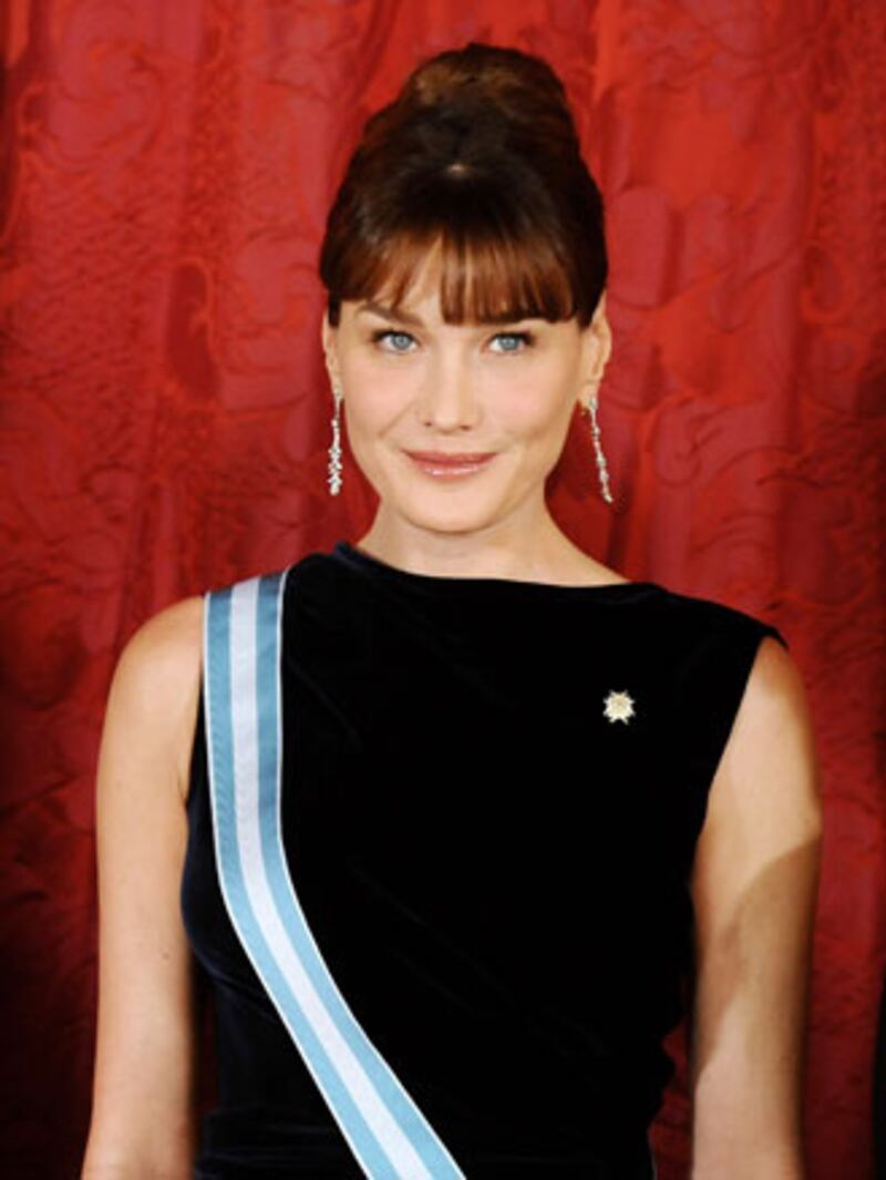 galleries/2009/09/23/first-lady-face-off/first-ladies---carla-bruni-2_nzcrgr