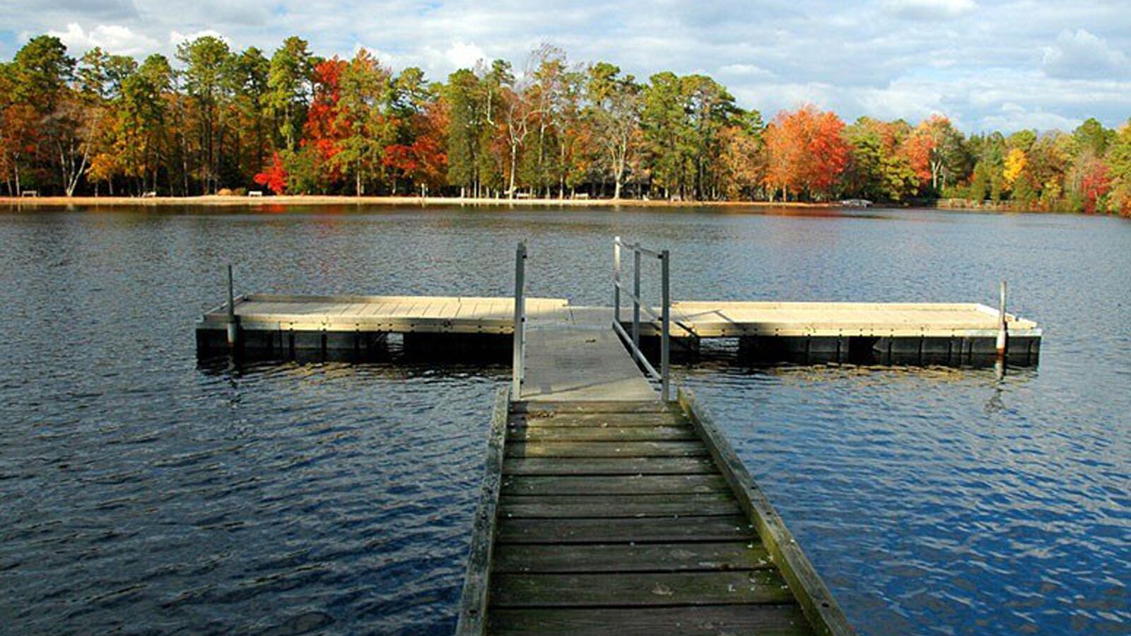 galleries/2013/09/25/where-to-see-the-best-fall-foliage-in-the-u-s-photos/130923-fall-colors-tease_cssra7