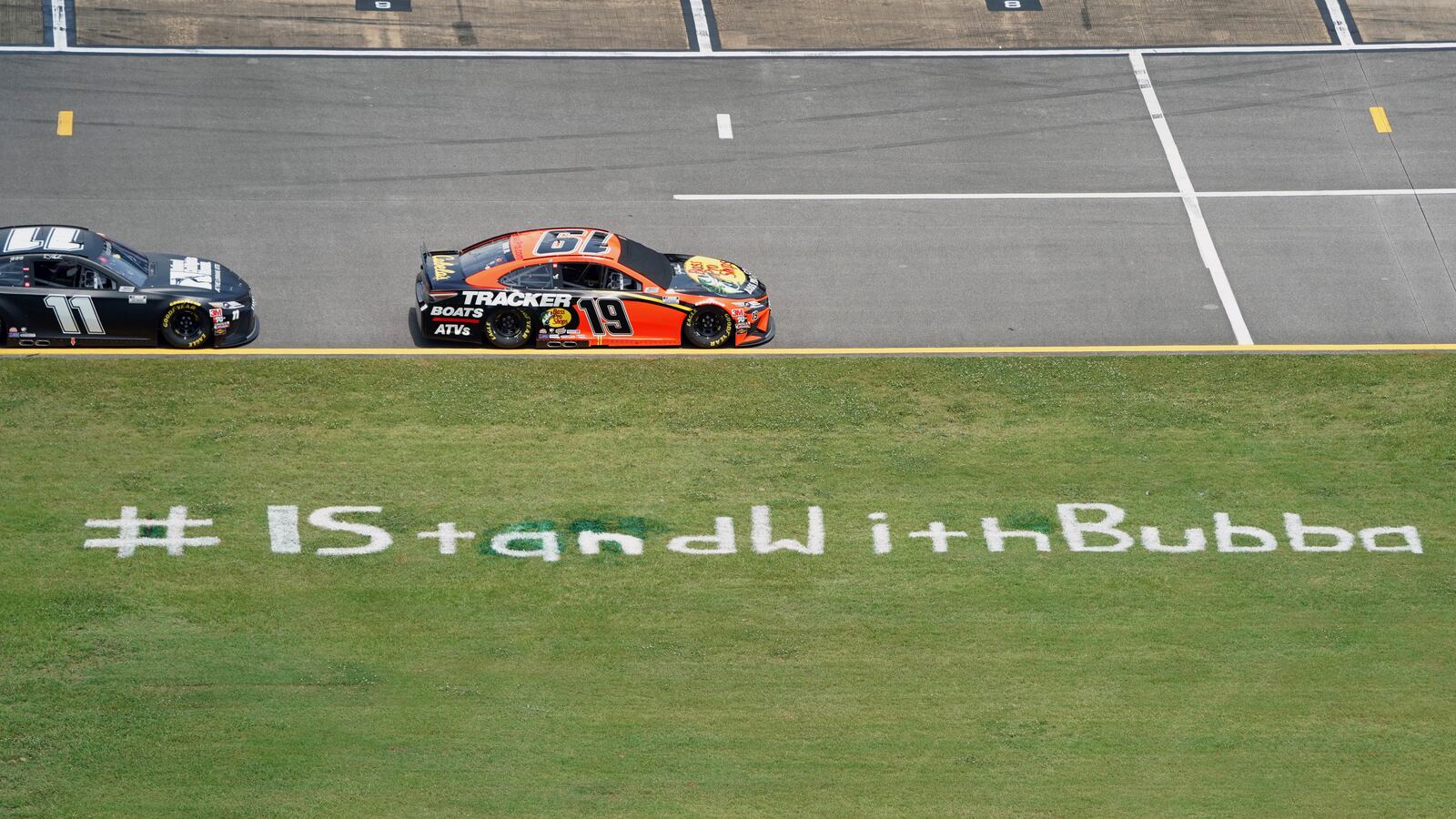 2020-06-22T185601Z_1702762086_NOCID_RTRMADP_3_NASCAR-NASCAR-CUP-SERIES_qdunnq