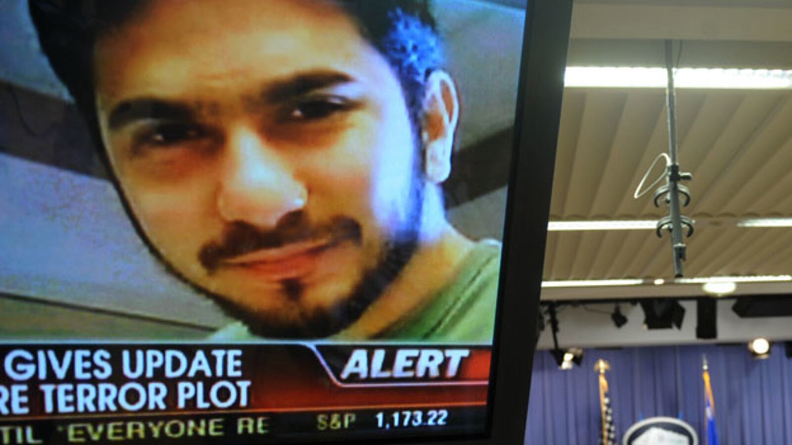 galleries/2010/05/05/times-square-bomb-plot/times-square-bomb-plot-8_tqner6