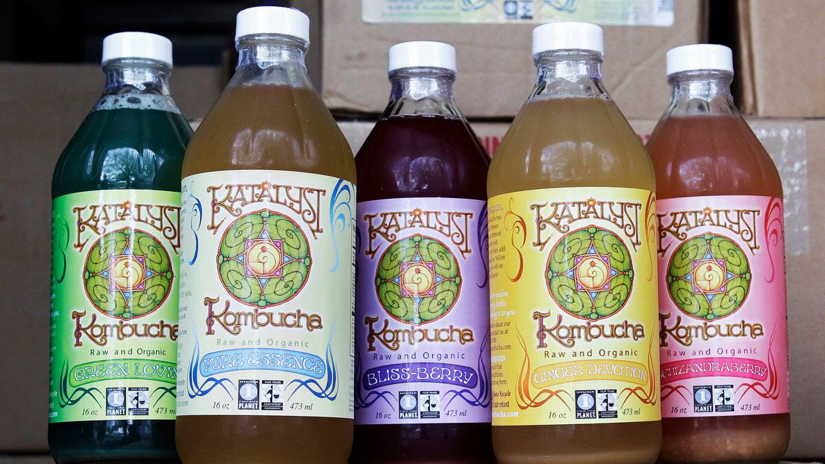 articles/2012/02/28/is-celebrity-favorite-kombucha-really-a-health-and-anti-aging-cure/kombucha-tea-rufus_onrynh