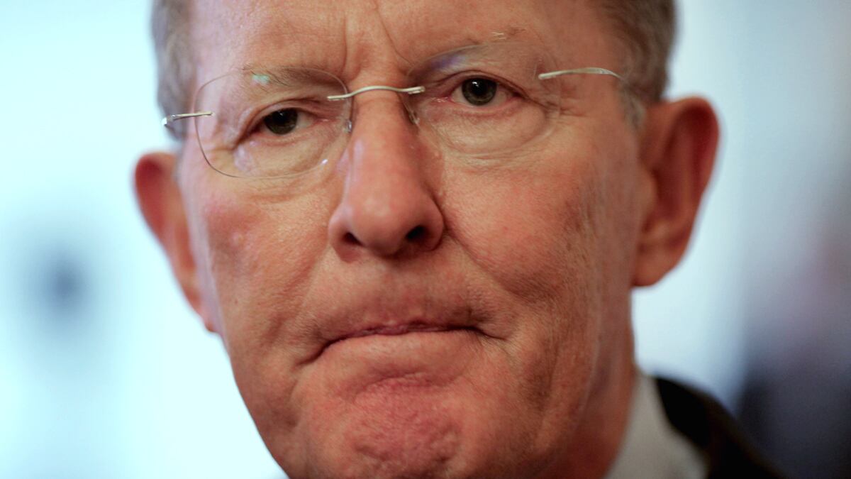articles/2011/09/21/lamar-alexander-quits-the-senator-s-strange-power-play/lamar-alexander-resigns_juqheq