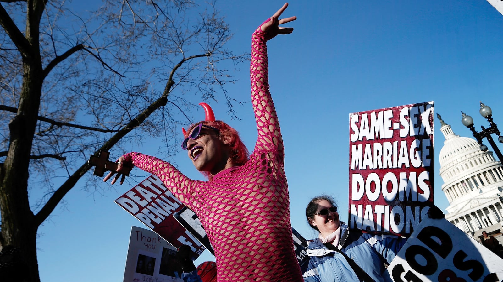 articles/2016/04/07/good-news-lgbt-hate-is-actually-losing/160406-michaelson-gay-marriage-equality-tease_pdydzc