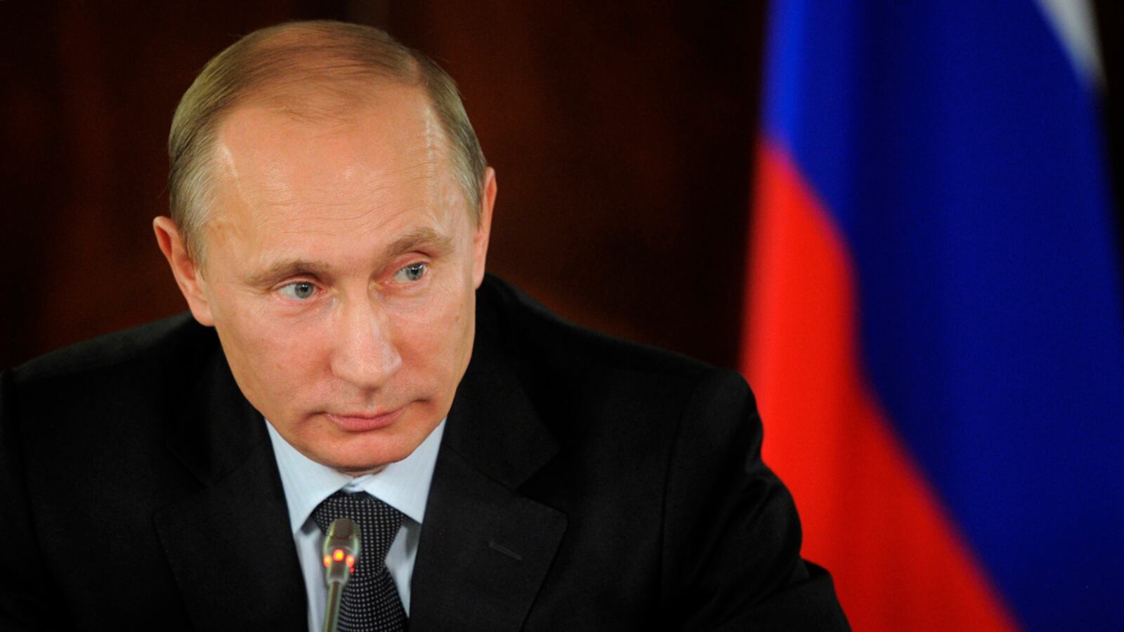 cheats/2011/12/08/putin-blames-clinton-for-unrest/putin-blames-hillary-clinton-for-election-protests-cheat_qmdrmh