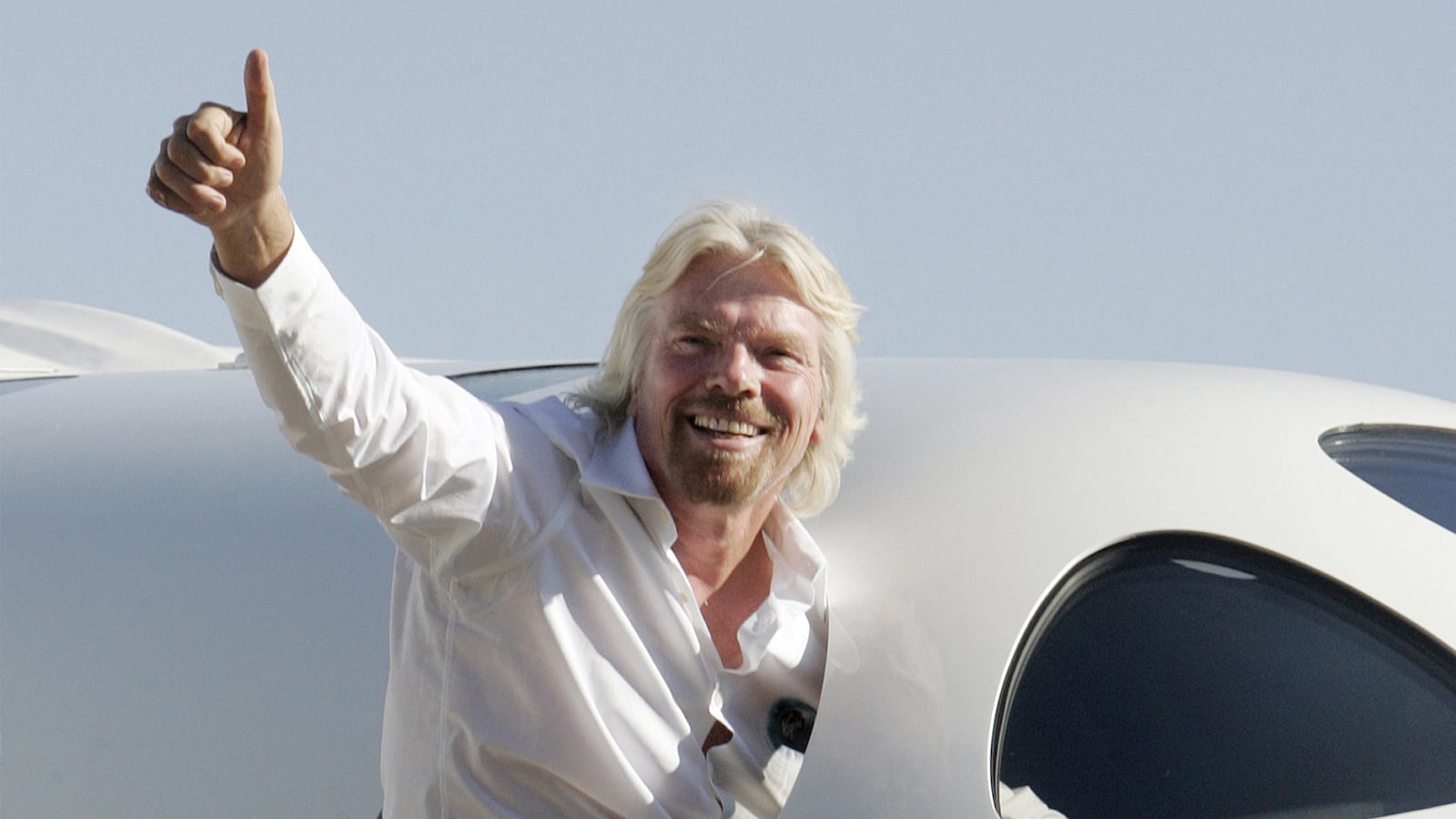 articles/2015/07/28/feds-caved-to-let-richard-branson-s-unsafe-spaceship-fly/150728-irving-richard-branson-tease_hm72xp