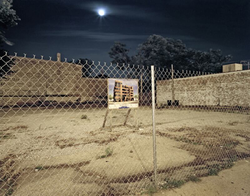 galleries/2009/10/15/mean-streets-haunting-photos-of-america-s-forgotten-cities/steacy---inner-city---16_xr6vqn