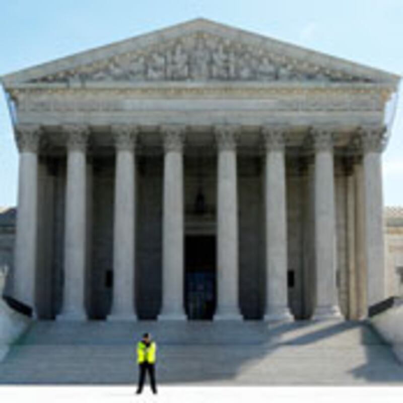 articles/2010/04/26/put-a-mom-on-the-court/beinart-supreme-court_96442_rtktqs